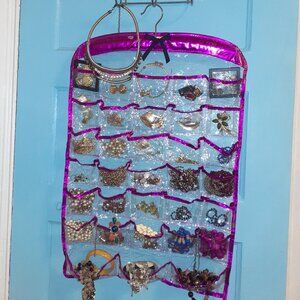 MIX JEWELRY LOT! (CAN BE POSTED INDIVIDUALLY UPON REQUEST)